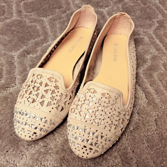 Gianni Bini Embellished Ballet Flats WOMENS SIZE 8 triangle cut out slip on NWOT - Picture 1 of 12